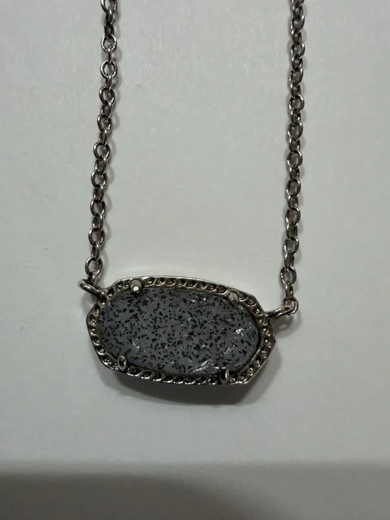 Kendra Scott Elisa Pendant Necklace – Platinum Drusy with Silver Chain - Picture 2 of 6